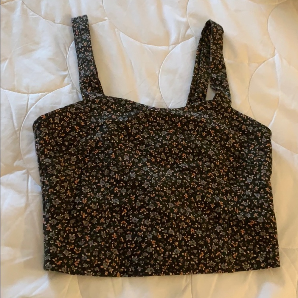 Never worn Brandy Melville crop top❗️
